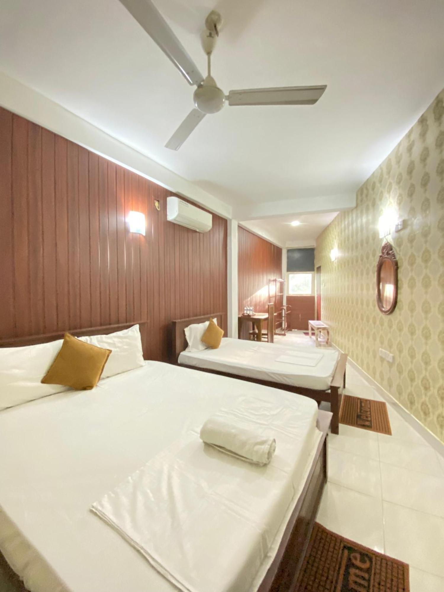 Airport City Hotel Katunayaka Eksteriør billede